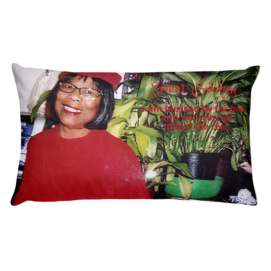 Sweet Evelyn Pillow